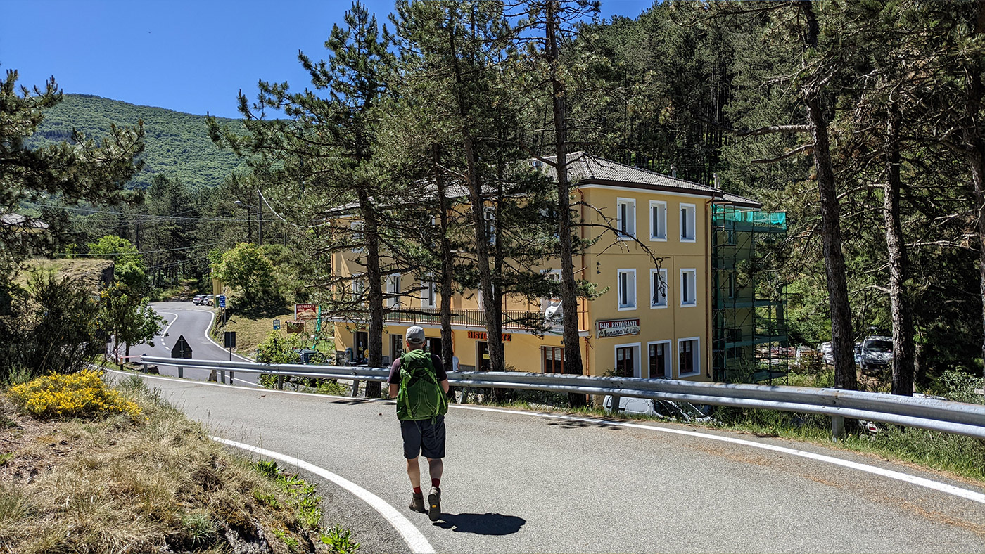 Die letzten Meter Straße vor dem Passo del Bocco