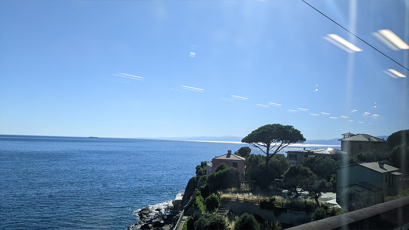 Blick aus dem Zug nach Genua
