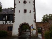 Untertor der ehemaligen Stadtmauer von Dreieichenhain